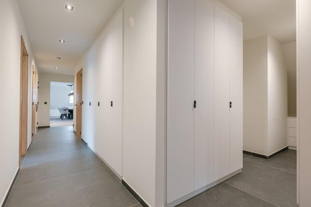 Huswell - Luxurious Apartment With Parking Beernem Exterior photo