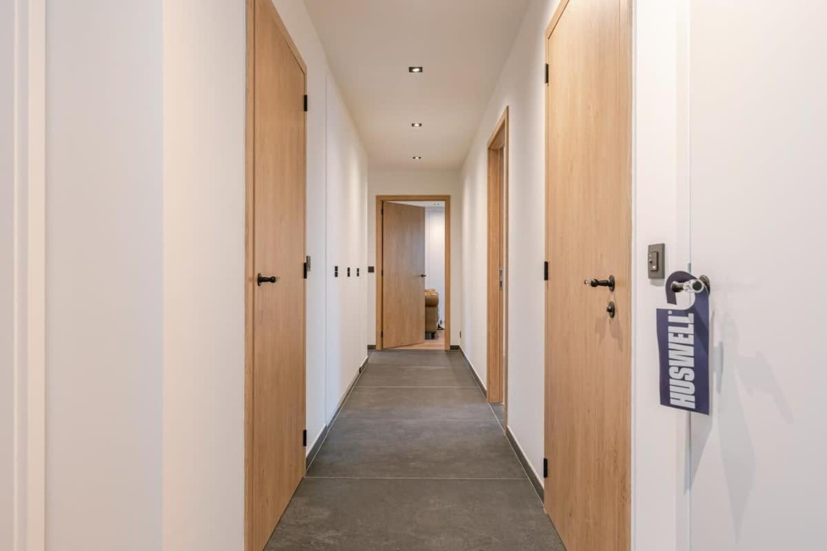 Huswell - Luxurious Apartment With Parking Beernem Exterior photo